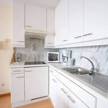 Apartment Studio In Oostduinkerke By The Beach, Cleaning Included Oostduinkerke
