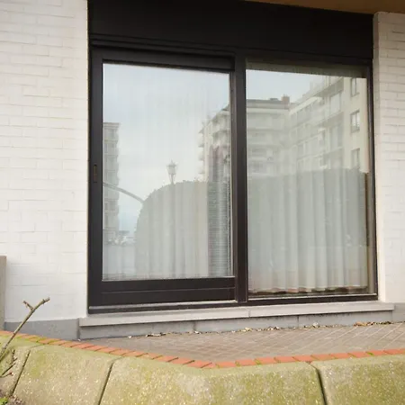 Studio In Oostduinkerke By The Beach, Cleaning Included *