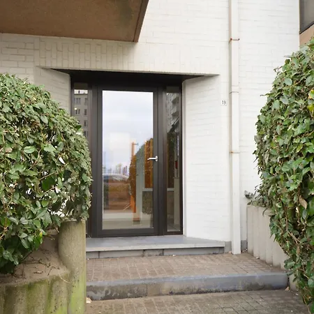 Apartment Studio In Oostduinkerke By The Beach, Cleaning Included