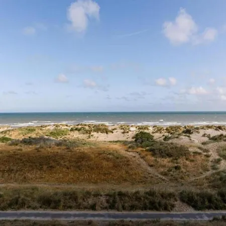 Cozy Coastal Retreat For 4, Cleaning Included Appartement *